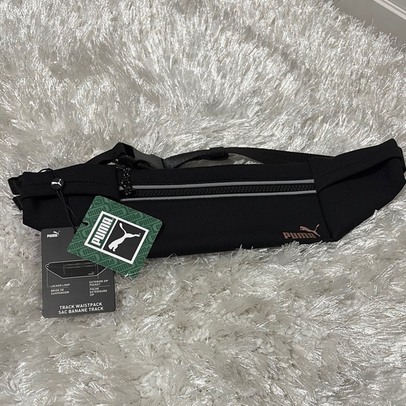 PUMA Black Waist Pack - Picture 1 of 2